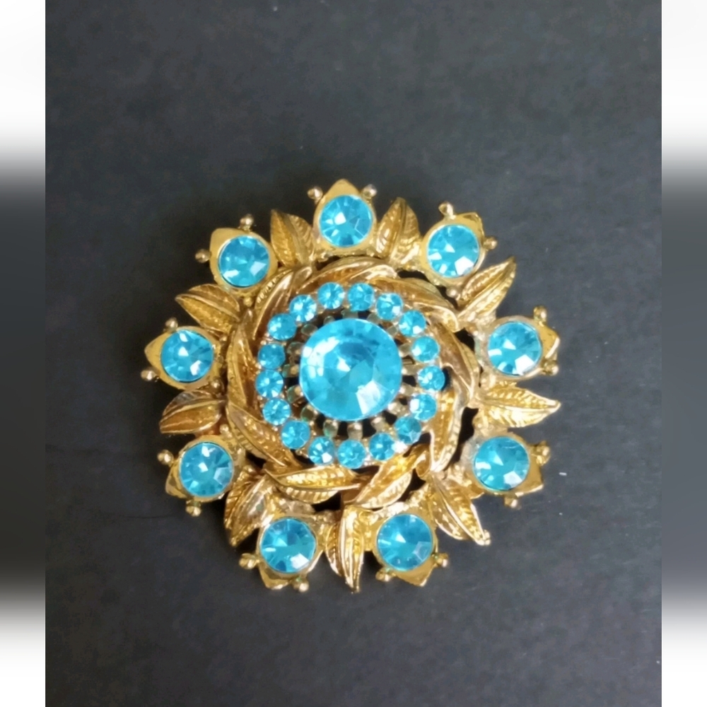 Blue Rhinestone Gold Tone Brooch Pin